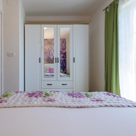 Apartmani Olea Krk Krk Town Buitenkant foto