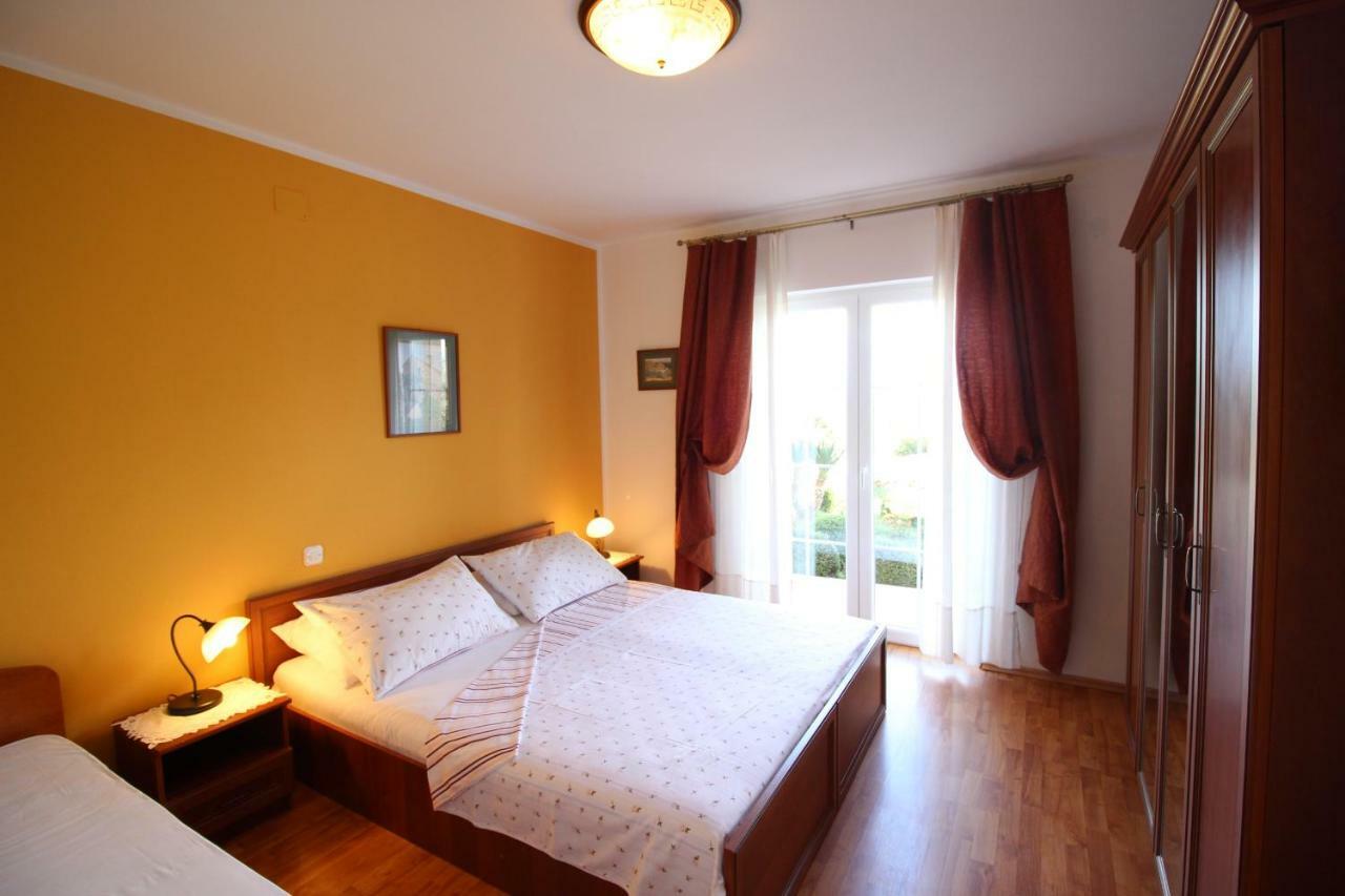 Apartmani Olea Krk Krk Town Buitenkant foto