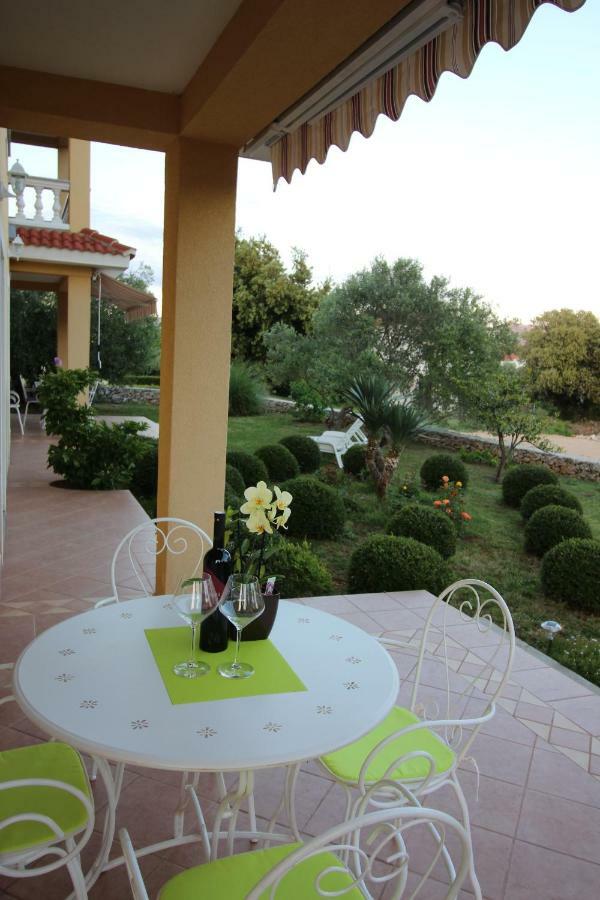 Apartmani Olea Krk Krk Town Buitenkant foto